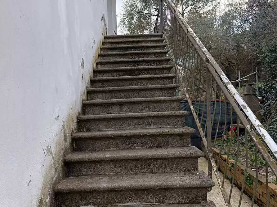 Immagine 2 di Appartamento in vendita  a Santa Maria A Monte