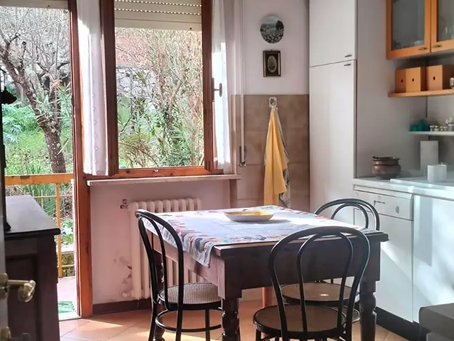 Immagine 1 di Appartamento in vendita  a Siena