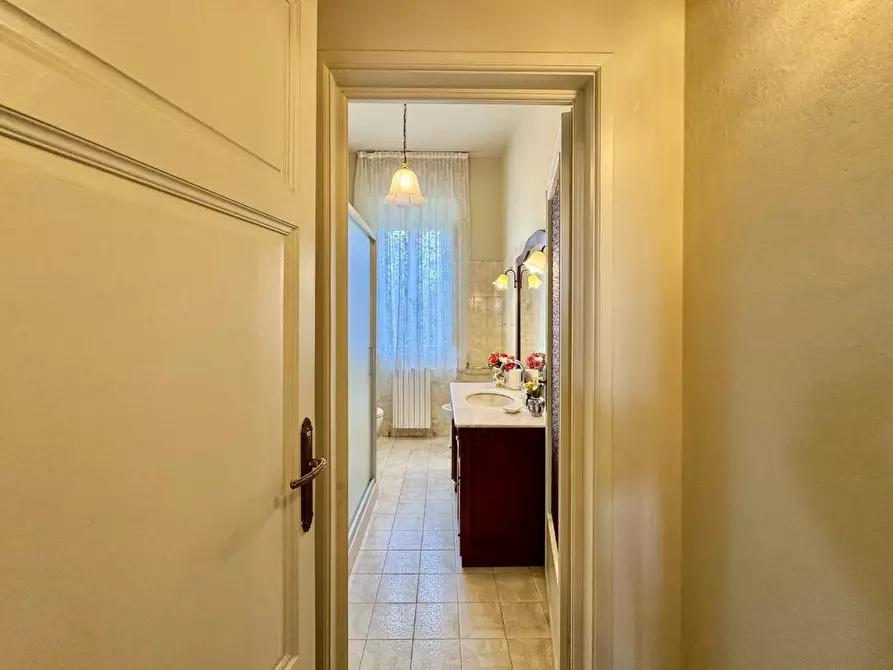 Immagine 14 di Villetta a schiera in vendita  a Lucca