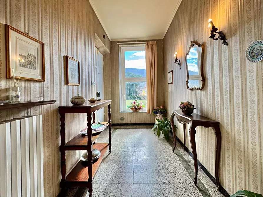 Immagine 1 di Villetta a schiera in vendita  a Lucca