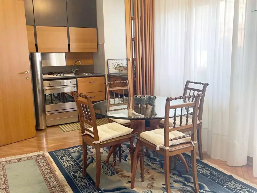 Immagine 15 di Appartamento in affitto  a Viareggio