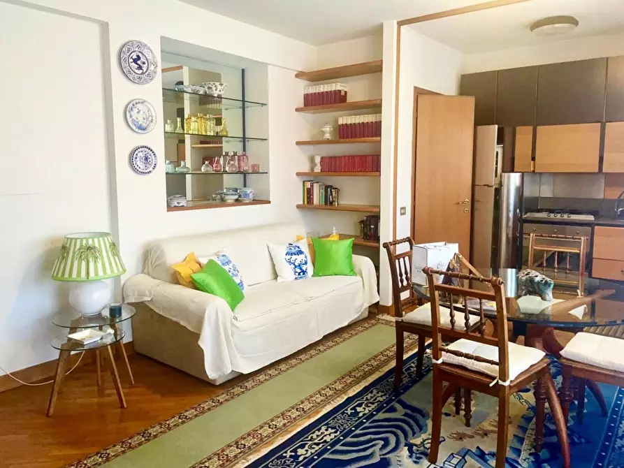 Immagine 2 di Appartamento in affitto  a Viareggio