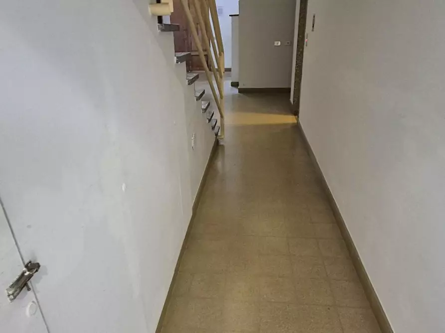 Immagine 41 di Appartamento in affitto  a Viareggio