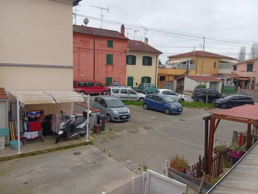 Immagine 5 di Terratetto in vendita  a Vecchiano