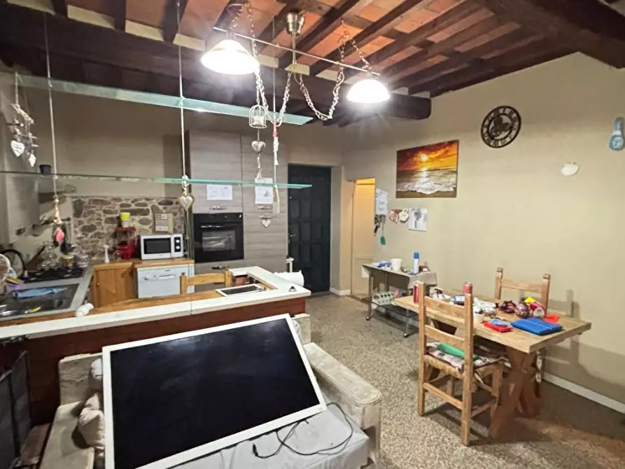 Immagine 8 di Casa indipendente in vendita  a Montecarlo