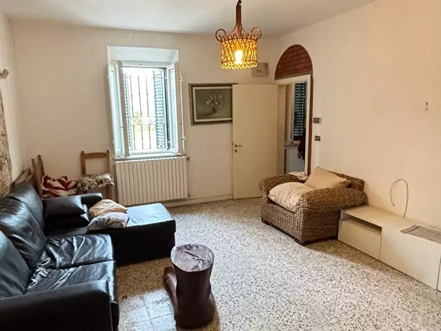 Immagine 18 di Casa indipendente in vendita  a Montecarlo