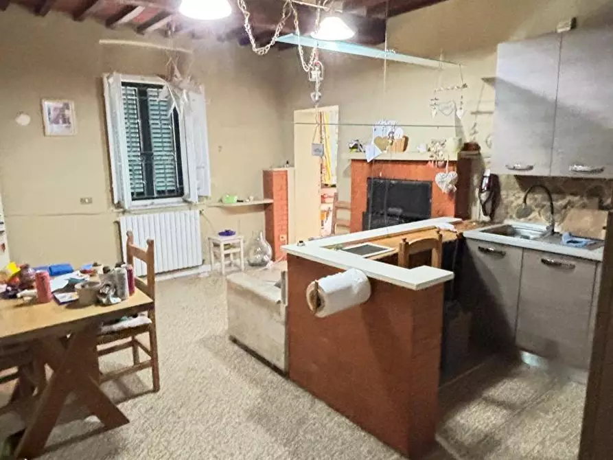 Immagine 10 di Casa indipendente in vendita  a Montecarlo