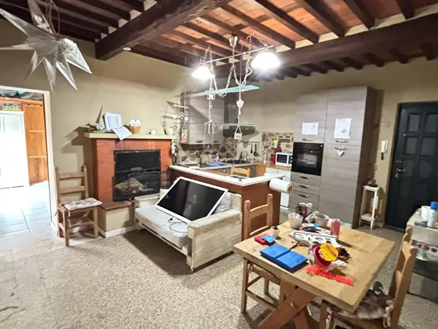 Immagine 15 di Casa indipendente in vendita  a Montecarlo