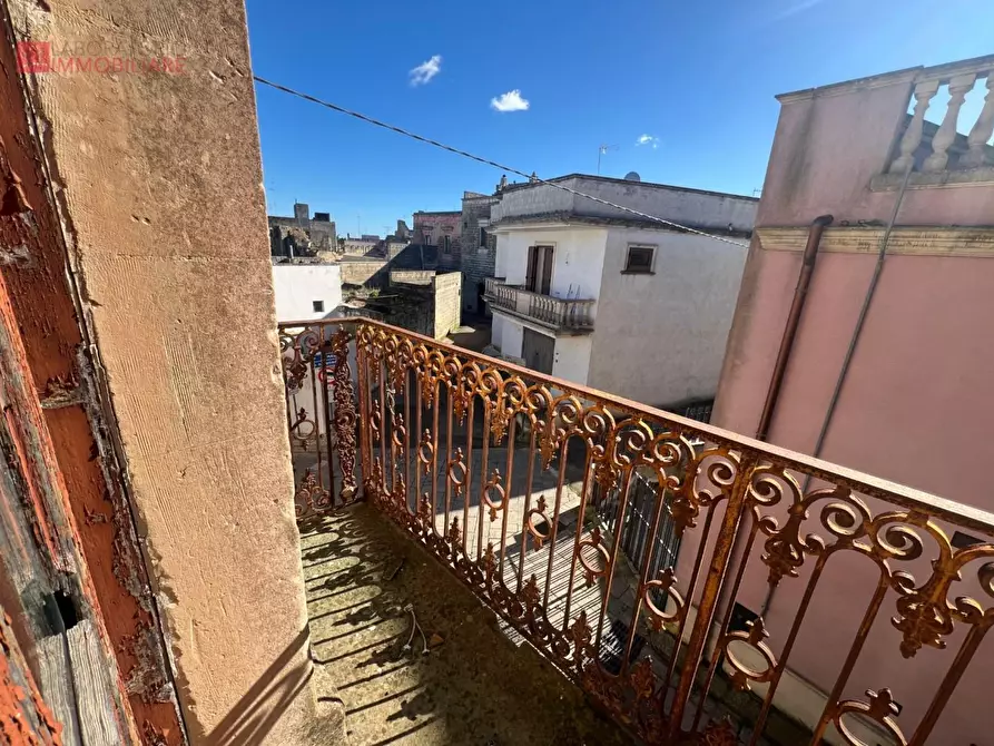 Immagine 12 di Palazzo in vendita  a San Donato Di Lecce