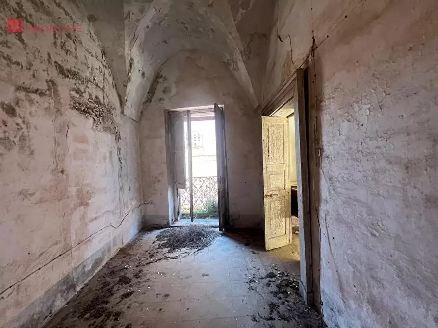 Immagine 49 di Palazzo in vendita  a San Donato Di Lecce