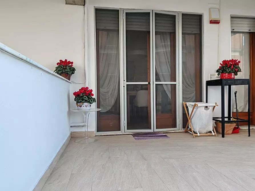 Immagine 9 di Appartamento in vendita  a Massa