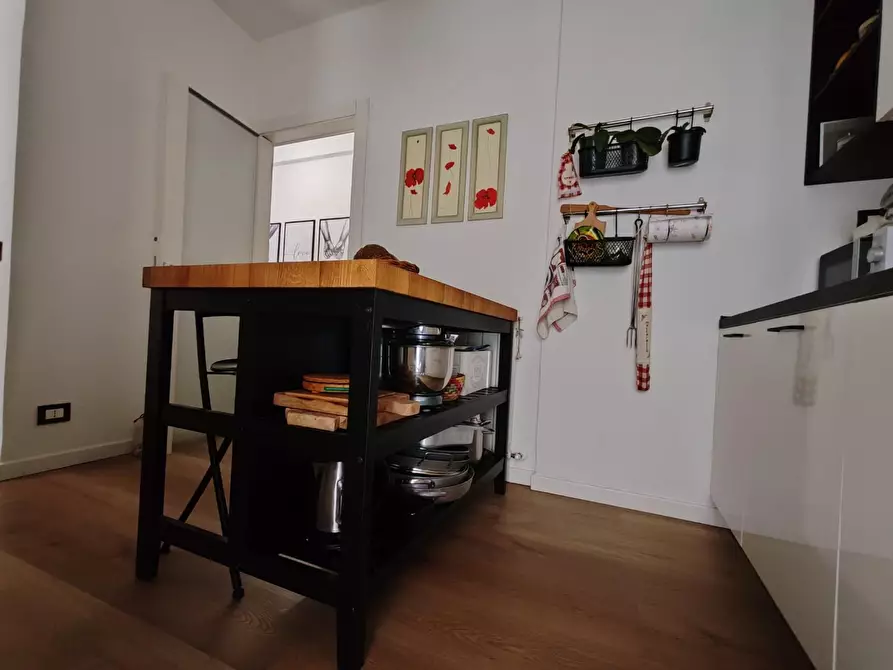 Immagine 19 di Appartamento in vendita  a Massa