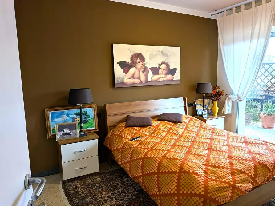 Immagine 8 di Appartamento in vendita  a Montignoso