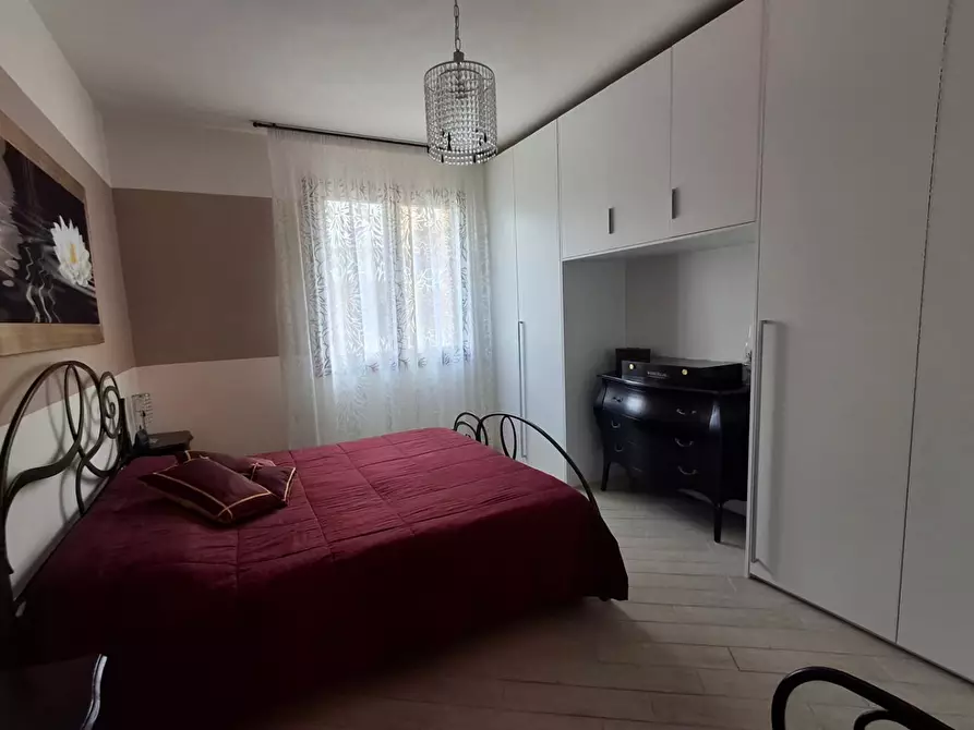 Immagine 8 di Appartamento in vendita  a Capraia E Limite