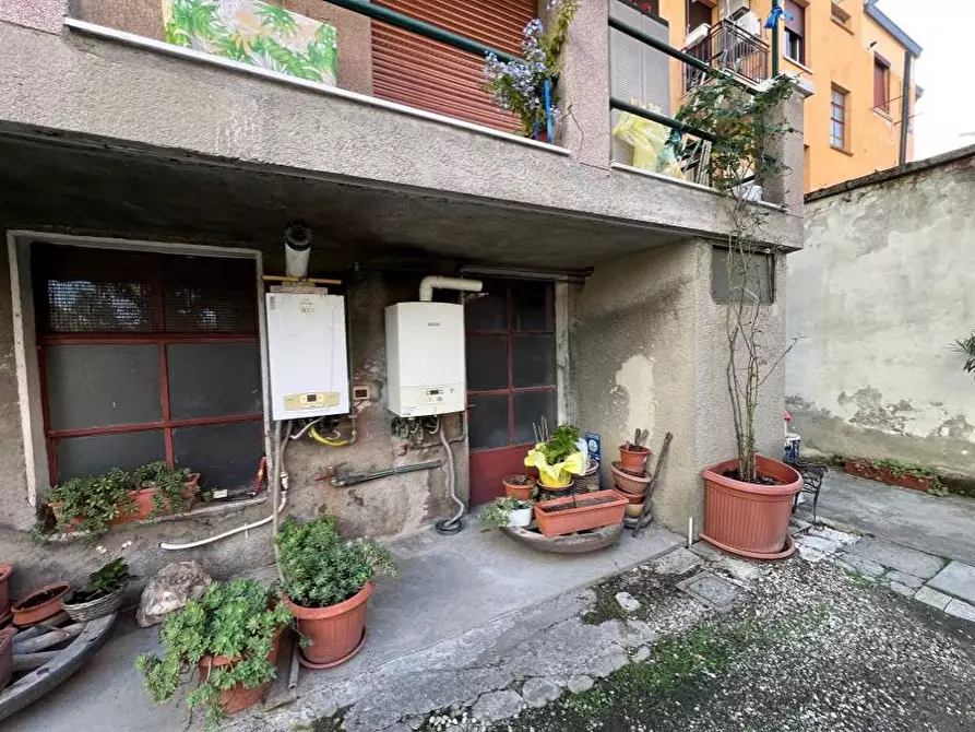 Immagine 27 di Appartamento in vendita  a Milano