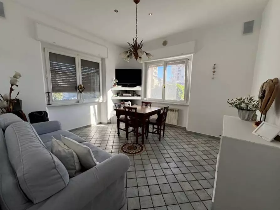 Immagine 17 di Appartamento in vendita  a Milano