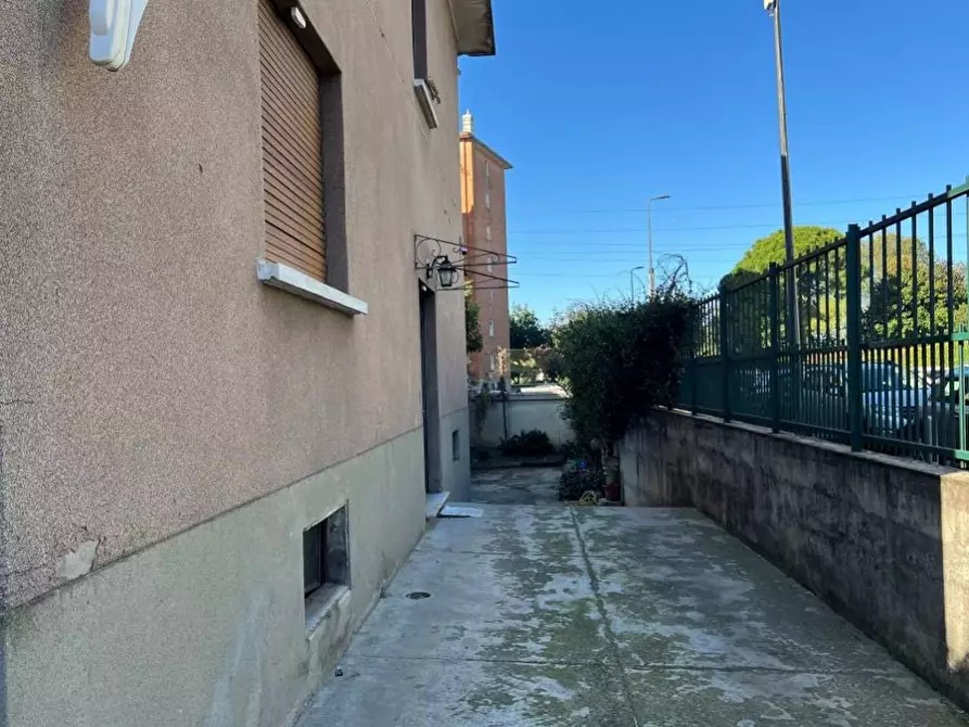 Immagine 9 di Appartamento in vendita  a Milano