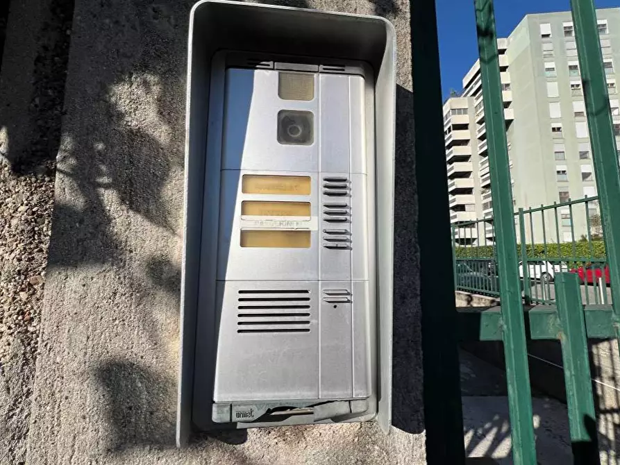 Immagine 4 di Appartamento in vendita  a Milano