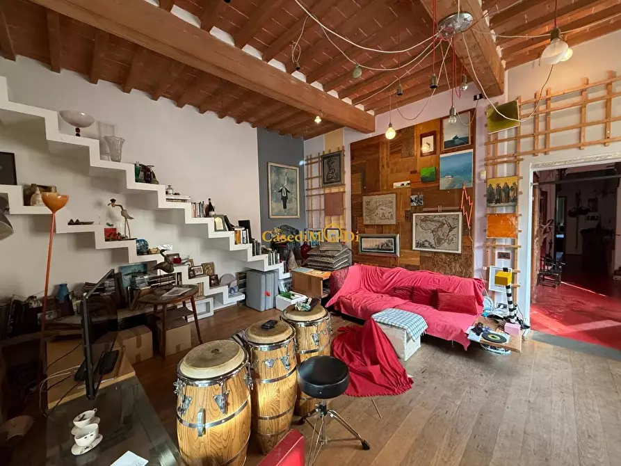 Immagine 3 di Appartamento in vendita  a Livorno