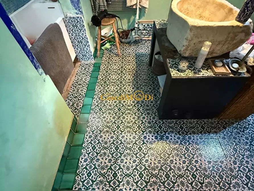 Immagine 38 di Appartamento in vendita  a Livorno