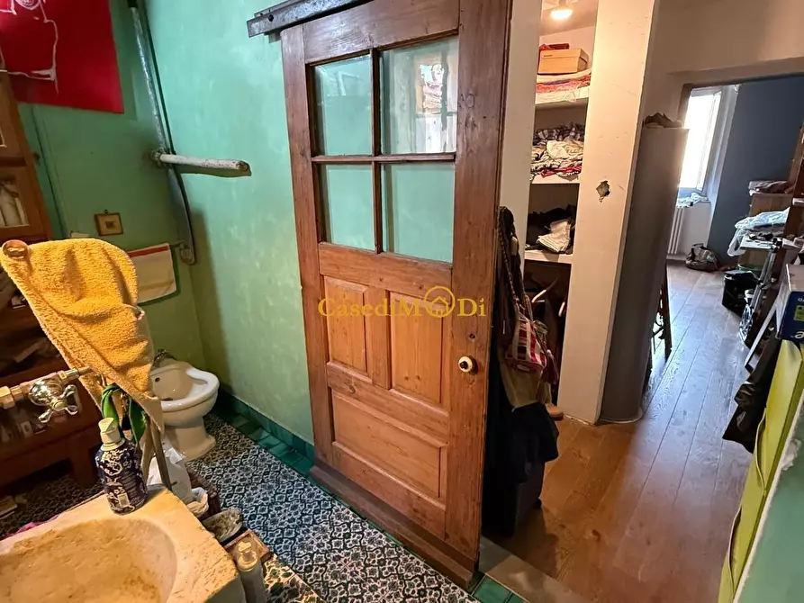 Immagine 39 di Appartamento in vendita  a Livorno