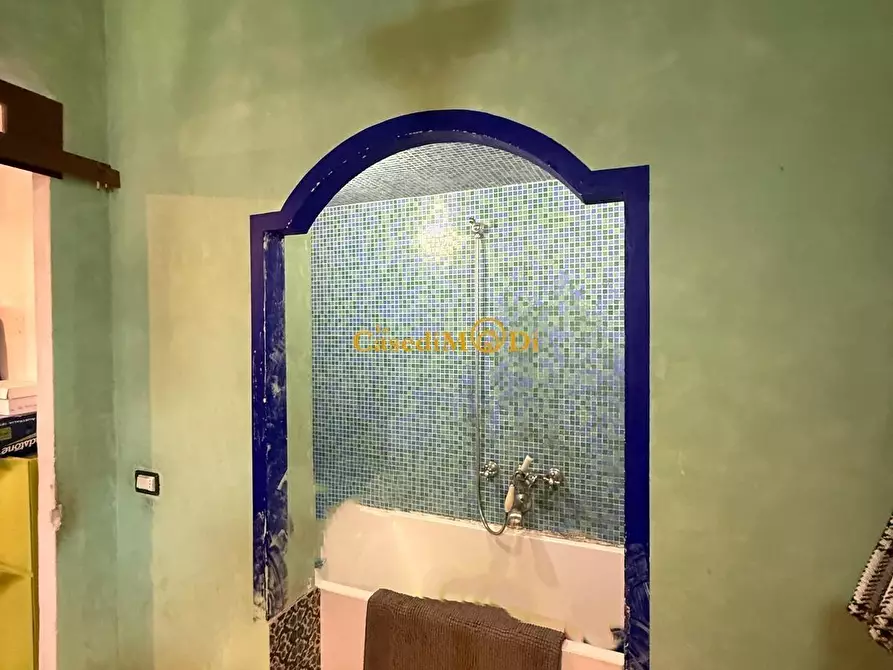 Immagine 40 di Appartamento in vendita  a Livorno