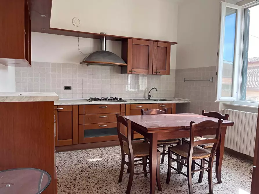 Immagine 35 di Appartamento in affitto  a Vecchiano