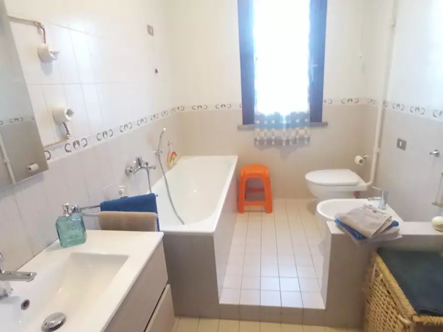 Immagine 24 di Appartamento in vendita  a Montopoli In Val D'arno