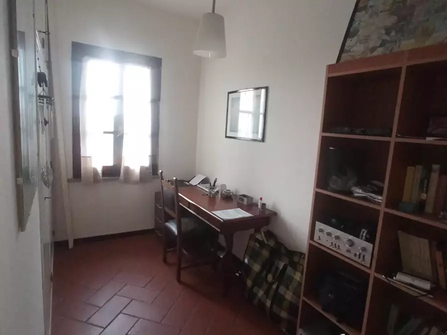 Immagine 19 di Appartamento in vendita  a Montopoli In Val D'arno