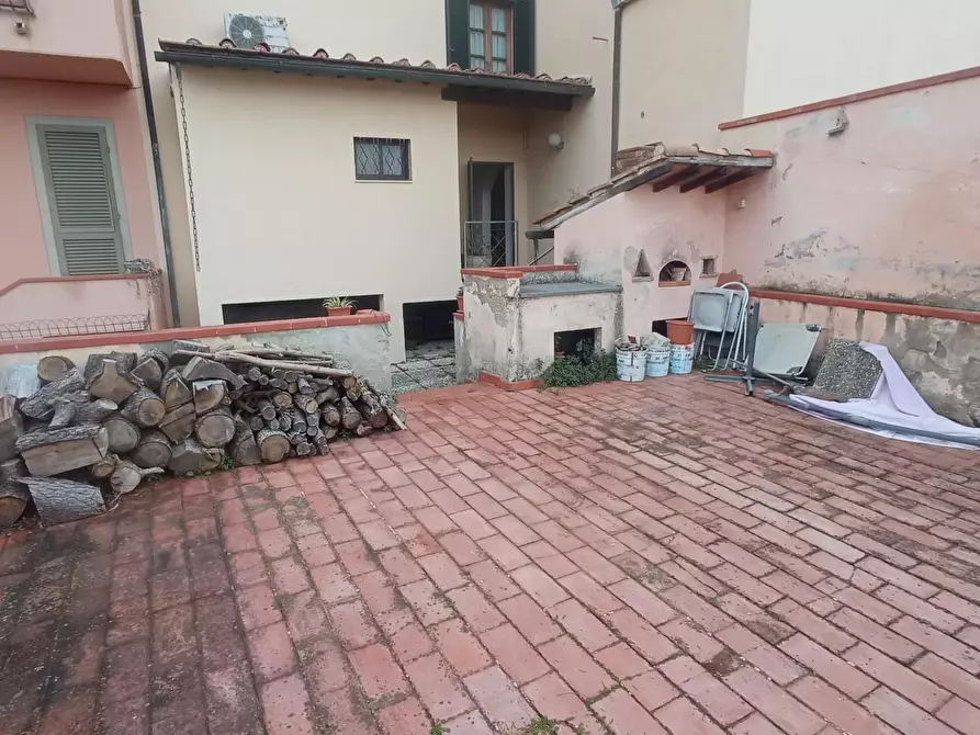 Immagine 29 di Appartamento in vendita  a Montopoli In Val D'arno