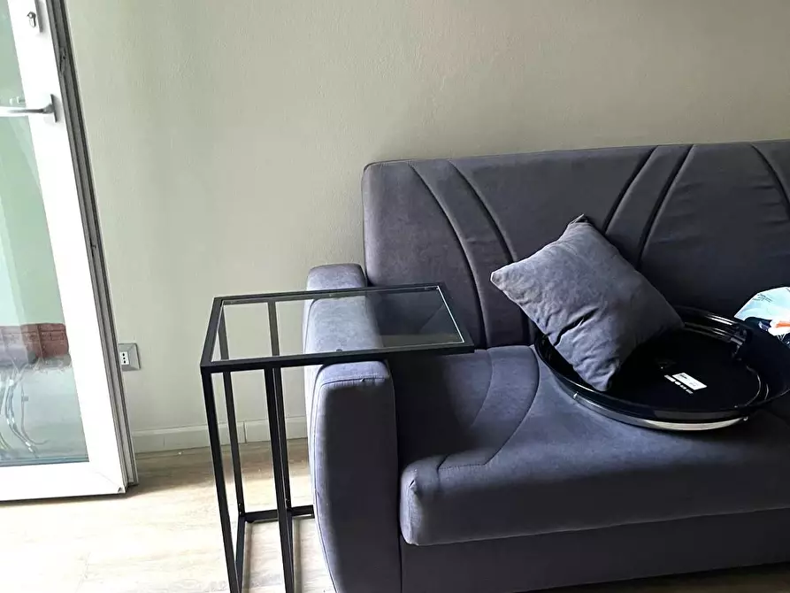 Immagine 10 di Appartamento in vendita  a Viareggio