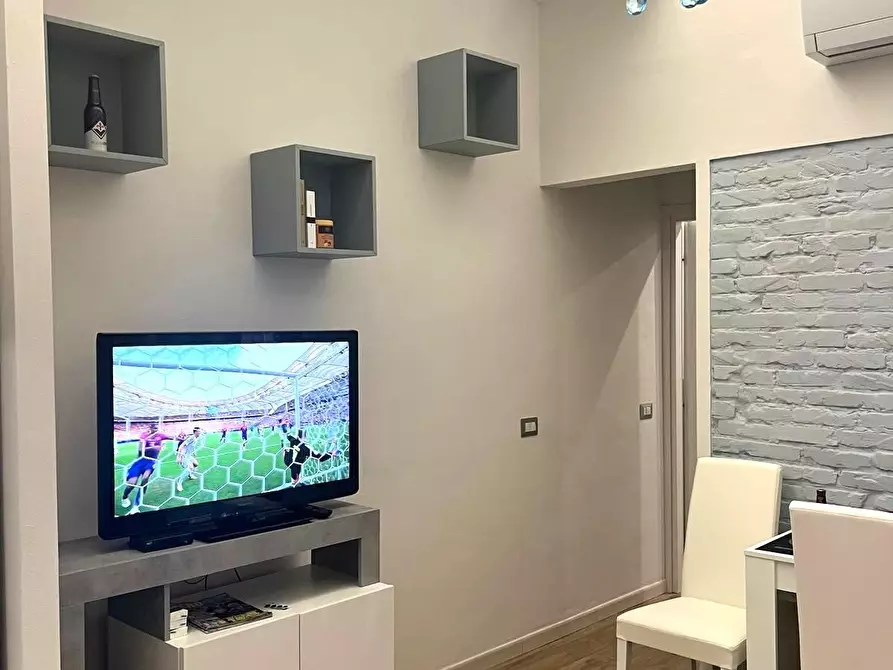 Immagine 8 di Appartamento in vendita  a Viareggio