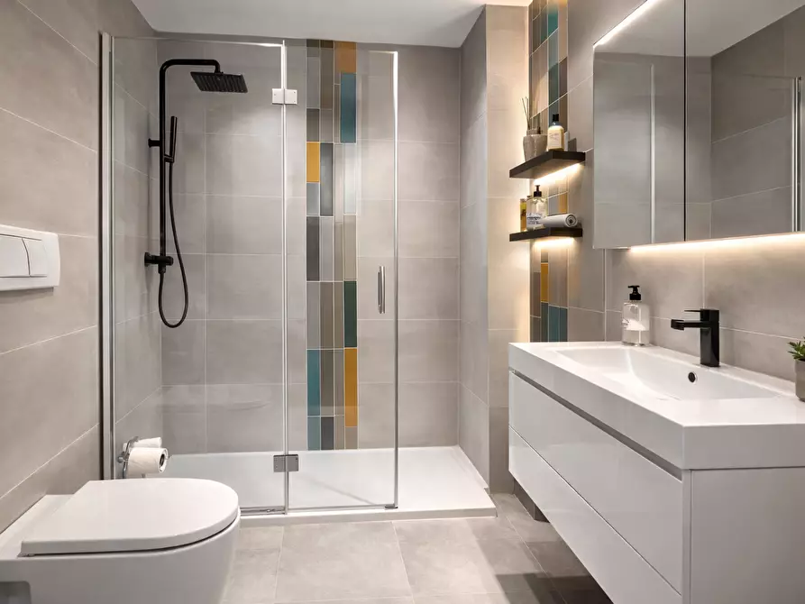 Immagine 4 di Appartamento in vendita  a Lucca