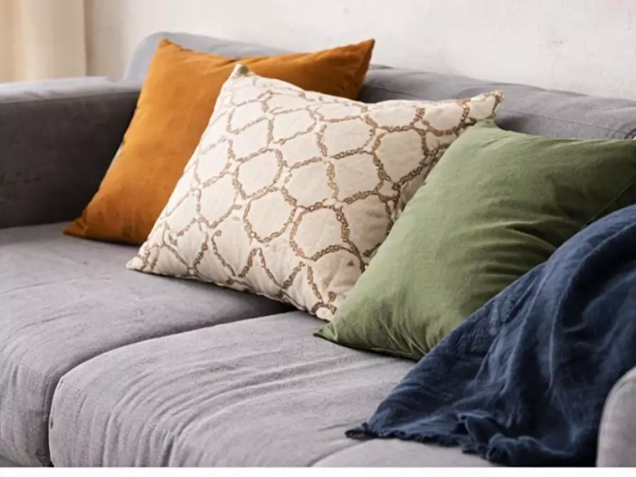 Immagine 5 di Appartamento in vendita  a Lucca