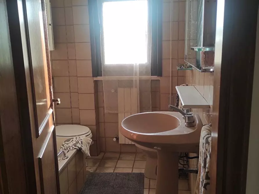 Immagine 12 di Appartamento in vendita  a Massarosa