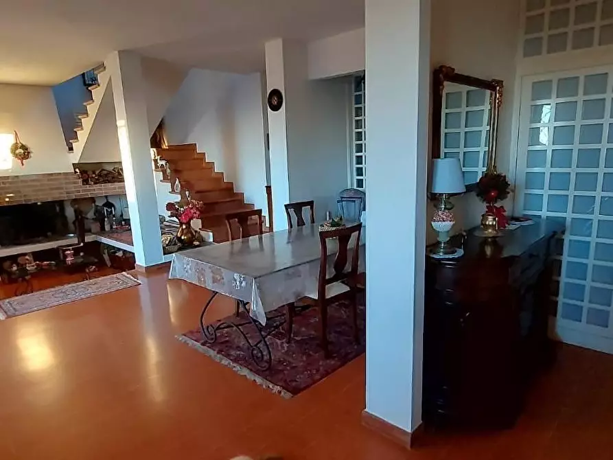 Immagine 3 di Appartamento in vendita  a Livorno