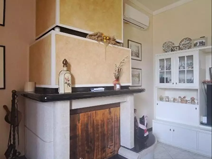 Immagine 19 di Casa colonica in vendita  a Pontedera