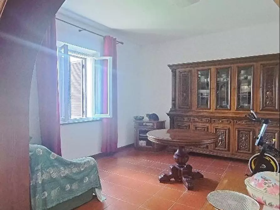 Immagine 31 di Casa colonica in vendita  a Pontedera