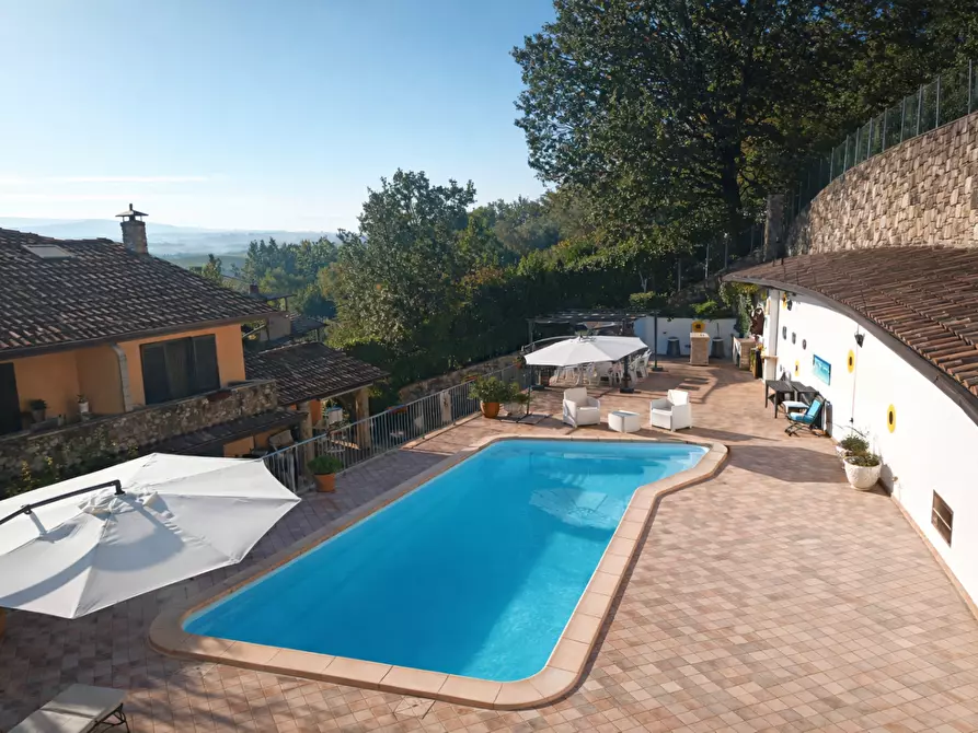 Immagine 7 di Casa bifamiliare in vendita  a Collesalvetti