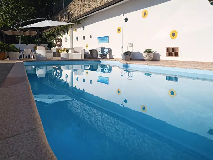 Immagine 8 di Casa bifamiliare in vendita  a Collesalvetti