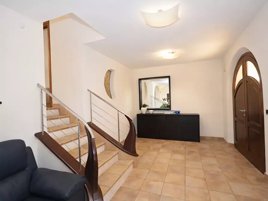 Immagine 14 di Casa bifamiliare in vendita  a Collesalvetti