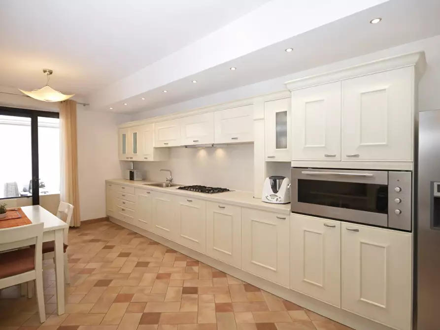 Immagine 17 di Casa bifamiliare in vendita  a Collesalvetti