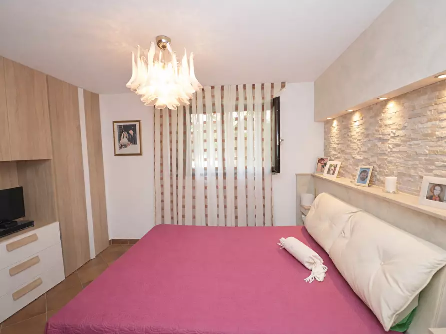 Immagine 22 di Casa bifamiliare in vendita  a Collesalvetti