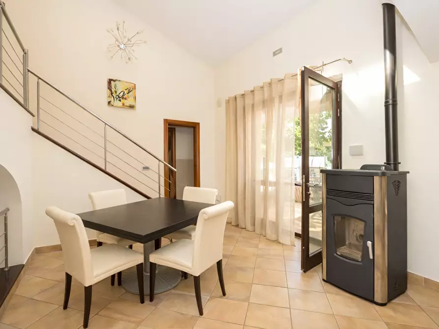 Immagine 14 di Casa bifamiliare in vendita  a Collesalvetti