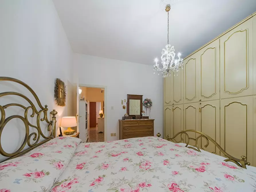 Immagine 14 di Appartamento in vendita  a Pisa