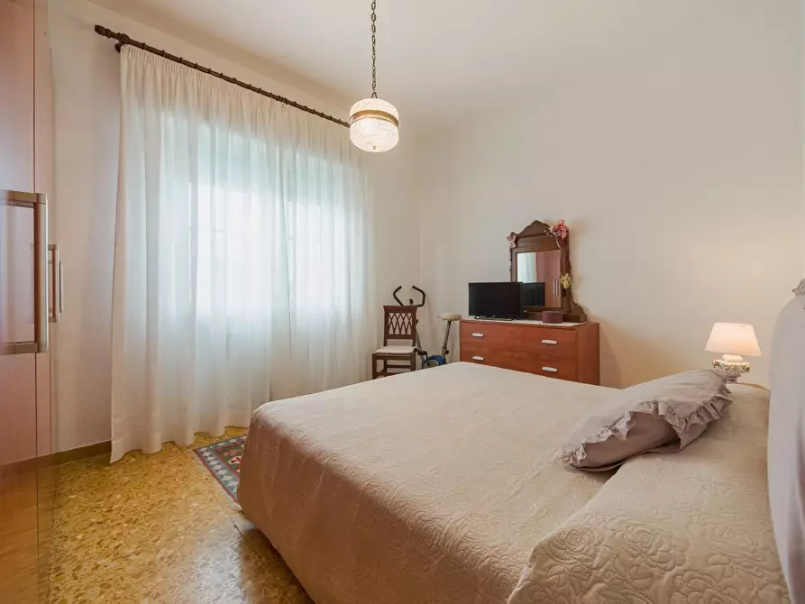 Immagine 20 di Appartamento in vendita  a Pisa