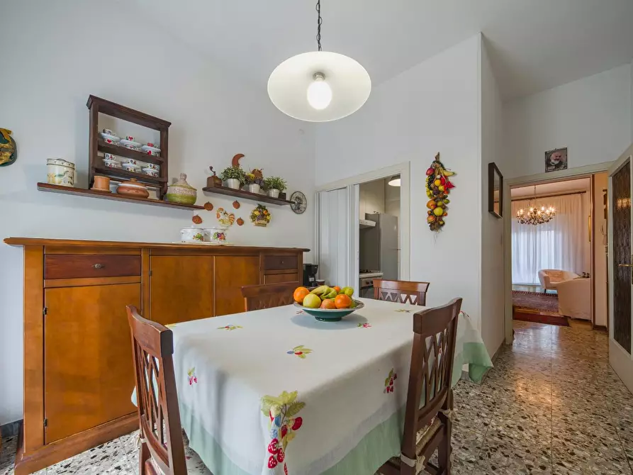 Immagine 5 di Appartamento in vendita  a Pisa