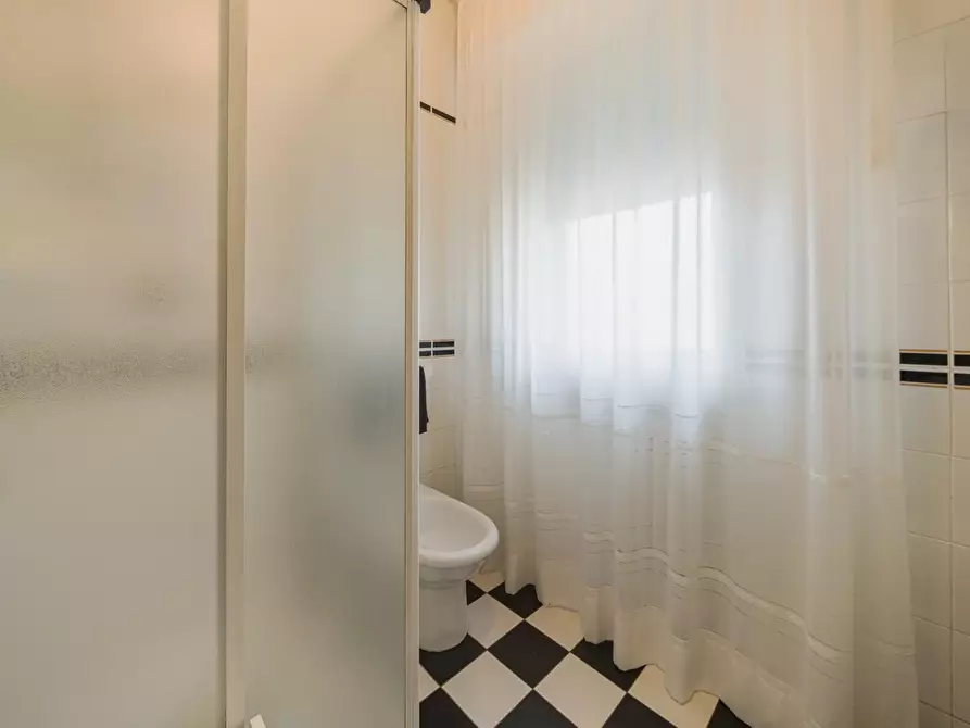 Immagine 18 di Appartamento in vendita  a Pisa