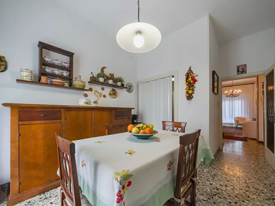 Immagine 6 di Appartamento in vendita  a Pisa