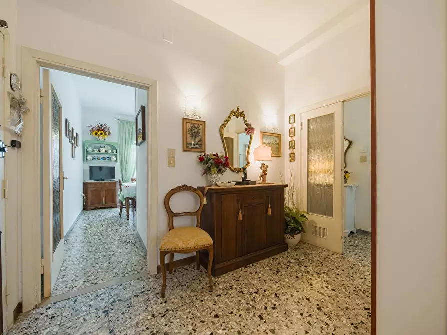 Immagine 4 di Appartamento in vendita  a Pisa